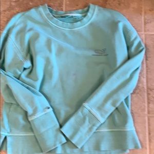 vineyard vines crew neck